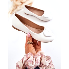 Vinceza Ballerines Enfant Laquées Avec Coeur Blanc Corty 2