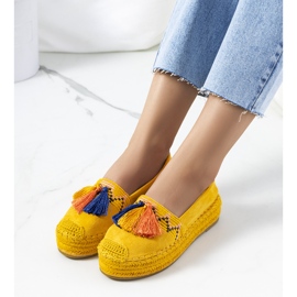 Espadrilles jaunes sur la plateforme Pisquid 1