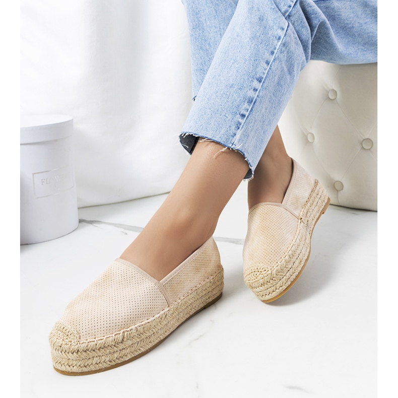 Espadrilles ajourées Capelle beiges 1