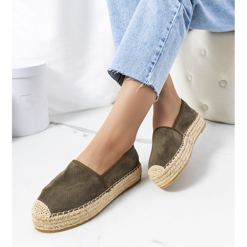 Espadrilles ajourées Capelle vertes 1