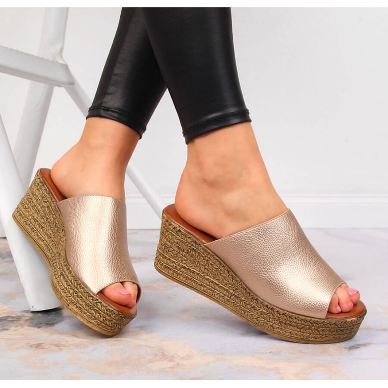 Chaussons compensés Vinceza W JAN98B doré d'or 2