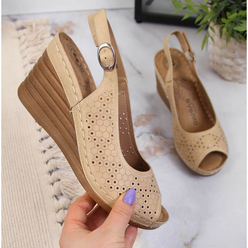 Sandales compensées eVento W EVE349B beige 1