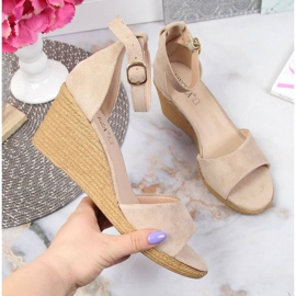 Sandales compensées Vinceza W JAN104B beige 1