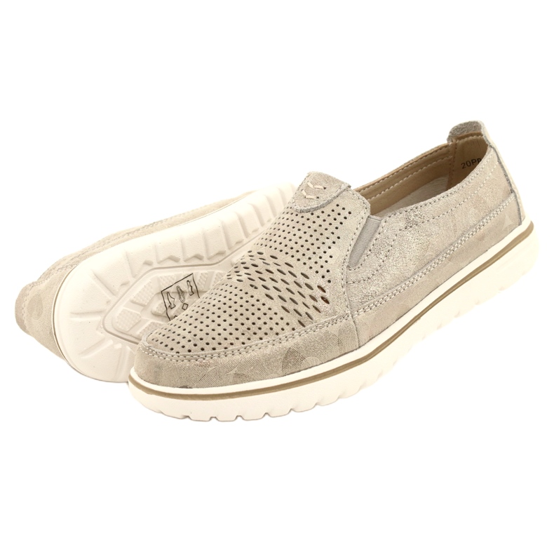 Chaussures de sport confortables sur la plateforme Jezzi 20PB08-1653 beige doré 5