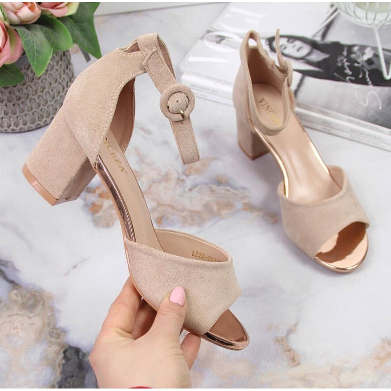 Sandales sur le poste beige Vinceza W JAN96D 1