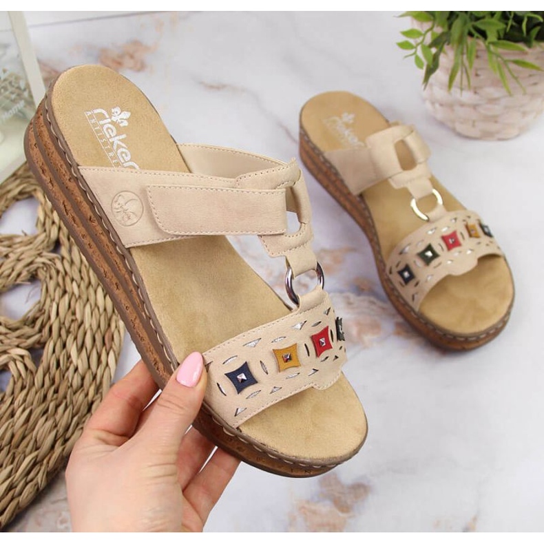 Rieker W RKR517 chaussons compensés beiges 1