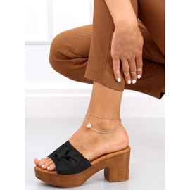 Chaussons ala Zeri Sabots noirs 1