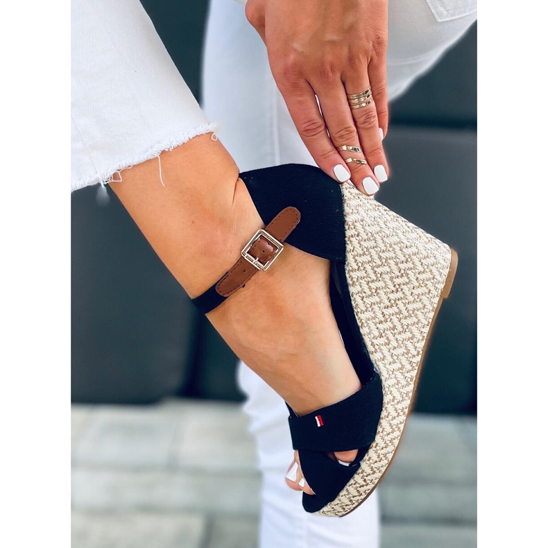 Lamis Sandales compensées noires 1