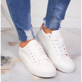 McKeylor W JAN86 baskets blanc blanche 3