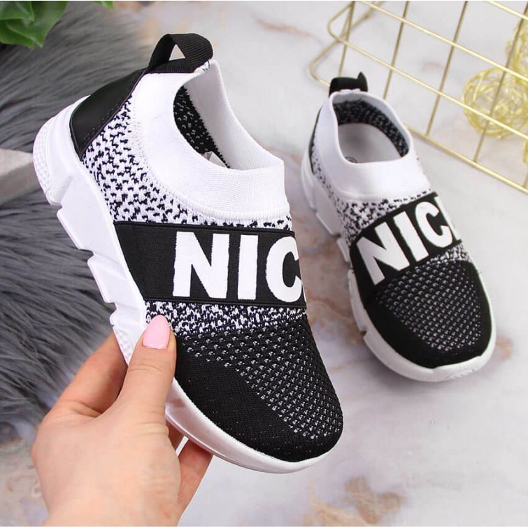 Chaussures de sport chaussettes McKeylor Jr JAN94B noir et blanc blanche 1 Chaussures de sport chaussettes McKeylor Jr JAN94B noir et blanc blanche 1