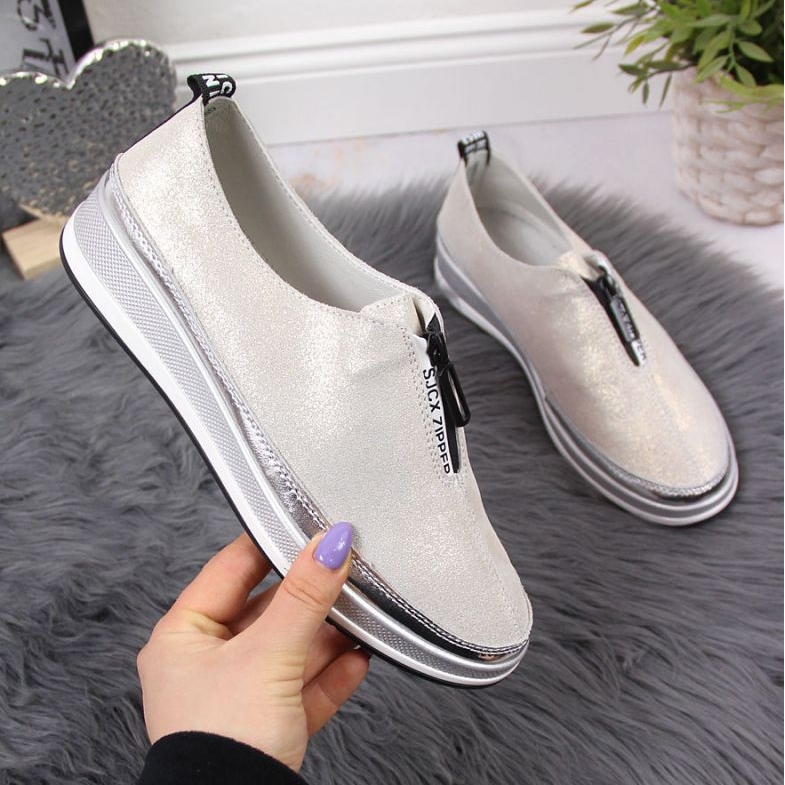 Chaussures en cuir T.Sokolski W SCA153B doré 1