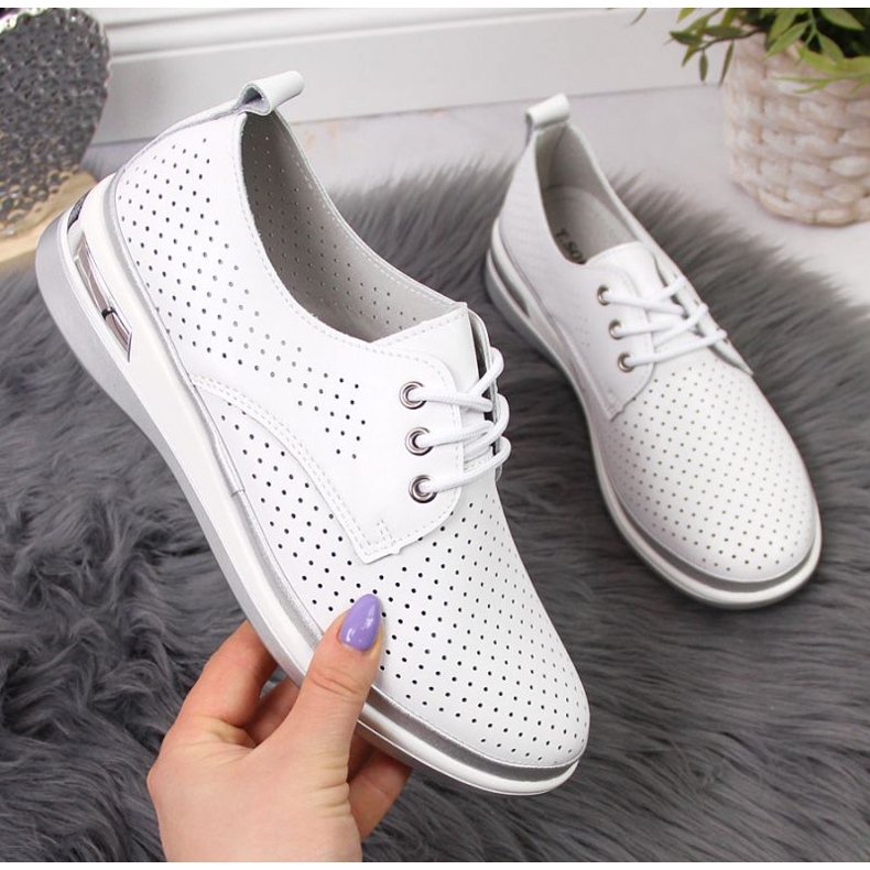 Chaussures cuir ajouré T.Sokolski W SCA154 blanc 1