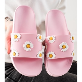 TRENDI Chaussons roses à marguerites 1