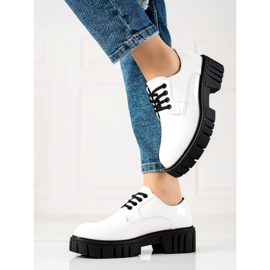 Chaussures blanches sur la plateforme La.Fi 1 Chaussures blanches sur la plateforme La.Fi 1