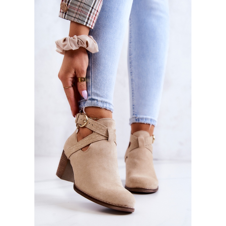PL5 Bottines en cuir avec découpe sur tige Beige Axelle 1