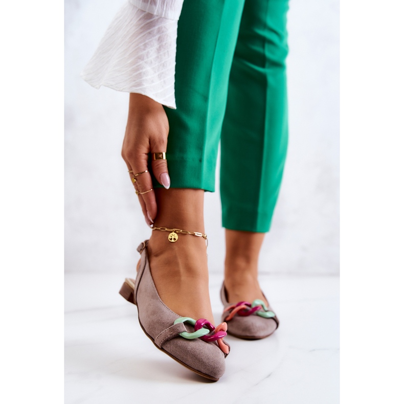 Ballerines En Daim Avec Chaîne Lewski Shoes 3125 Beige 1