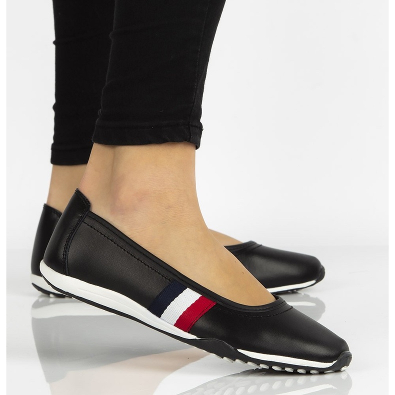 Chaussures en cuir Filippo DP2063 / 21 Bk noir le noir 2