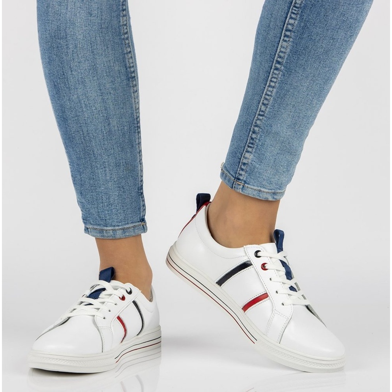 Chaussures en cuir Filippo DP2045 / 21 Wh blanc blanche 1