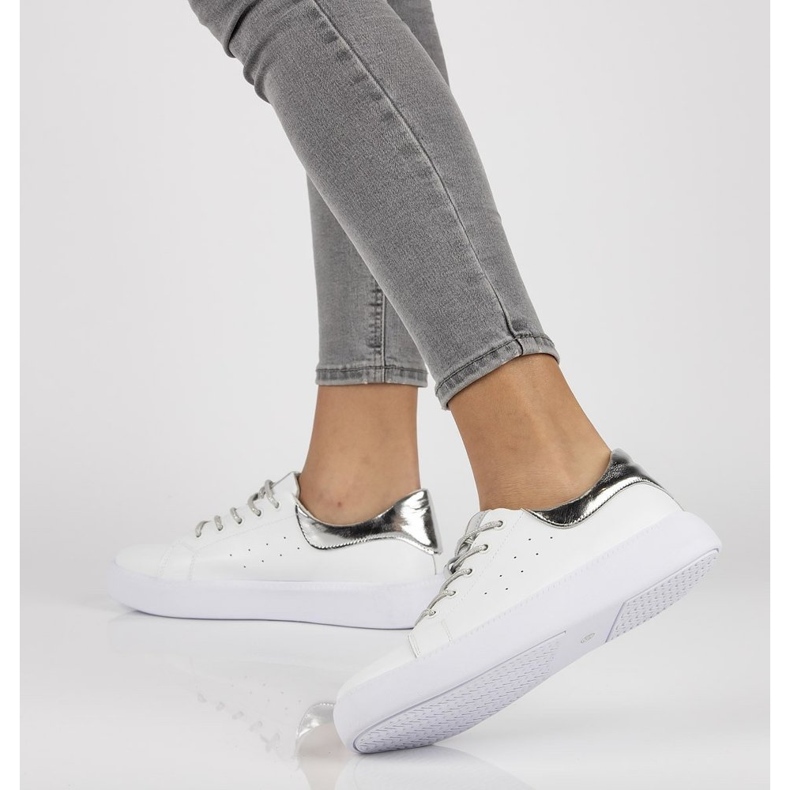 Chaussures en cuir Filippo DP2157 / 21 Wh blanc blanche 1