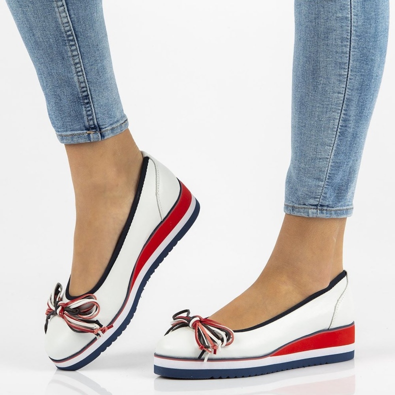 Ballerines en cuir Filippo DP2159 / 21 Wh blanc 1