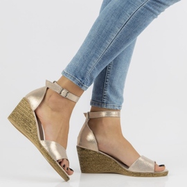 Sandales en cuir Filippo DS2137/21 Go doré d'or 3