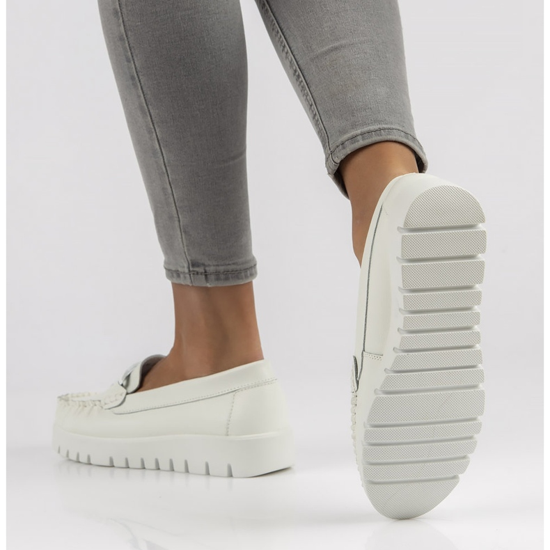 Mocassins en cuir Filippo DP3334 / 22 Wh blanc 1