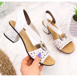 Sandales en cuir avec caoutchouc Rieker W RKR433 blanc 1