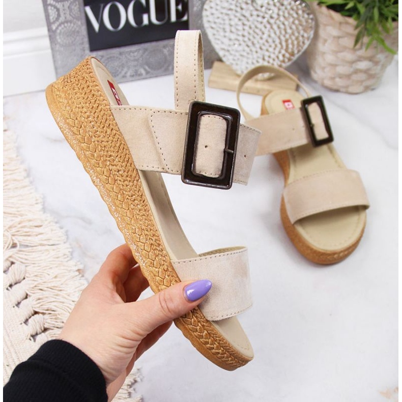 Sandales compensées Big Star W JJ276032 beige 1