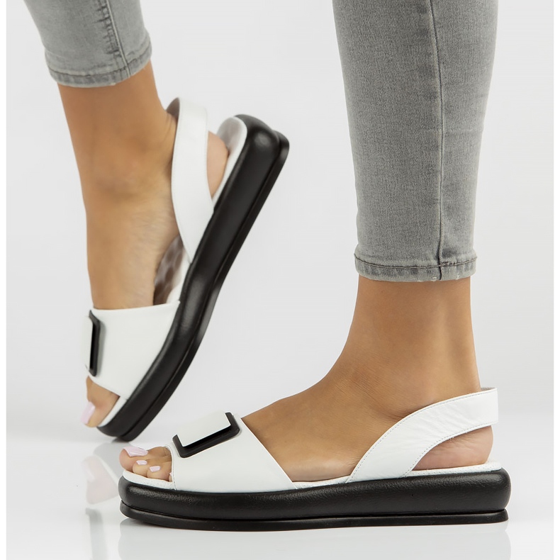 Sandales en cuir Filippo DS3902 / 22 Wh blanc blanche 1