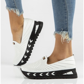 Chaussures en cuir Filippo DP3906 / 22 Wh blanc 1