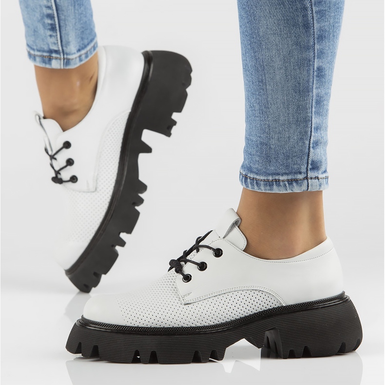 Chaussures en cuir Filippo DP3909 / 22 Wh blanc 1