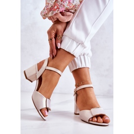 Sergio Leone Éco-cuir talons hauts beige 2