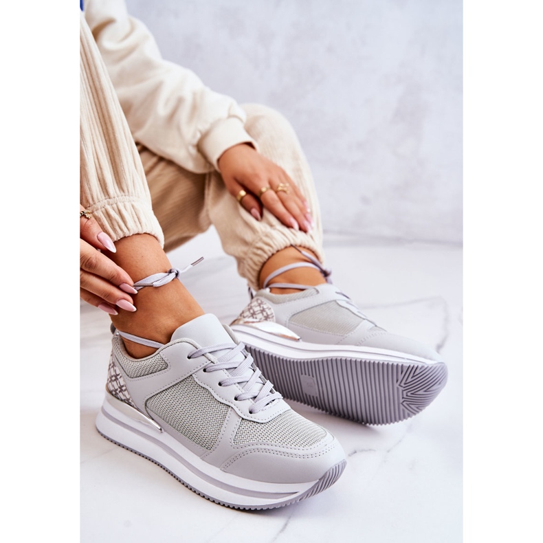 PG1 Chaussures De Sport Classiques Pour Femmes Sur Compensées Gris Avancé argent 2 PG1 Chaussures De Sport Classiques Pour Femmes Sur Compensées Gris Avancé argent 2