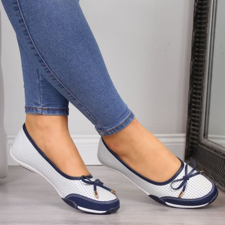 Ballerines Femme Cuir Blanc Ajouré eVento 2