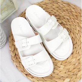 Chaussons En Caoutchouc Avec Boucles Blanches En S.Barski 3