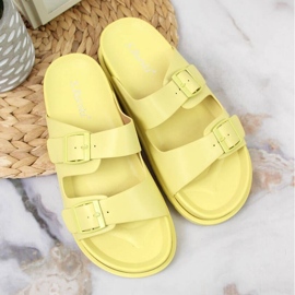 Chaussons En Caoutchouc Jaune Avec Boucles En S.Barski 3