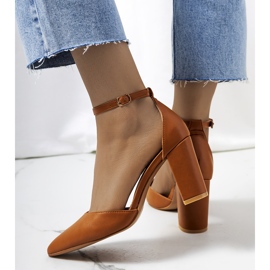 Escarpins camel sur le post de Jorine brun 2