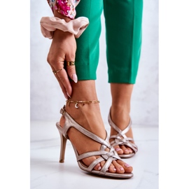 Sandales Cuir Talons Hauts Laura Messi 2002 Beige et Doré 1 Sandales Cuir Talons Hauts Laura Messi 2002 Beige et Doré 1