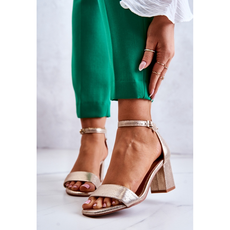 Vinceza Sandales pour femmes à la mode sur un talon or Lucida d'or 1