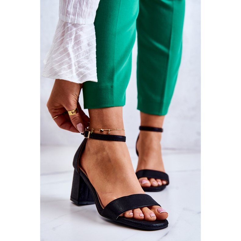 Vinceza Sandales pour femmes à la mode sur un talon noir Lucida le noir 1