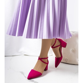 Escarpins roses sur le Hyde post 1 Escarpins roses sur le Hyde post 1