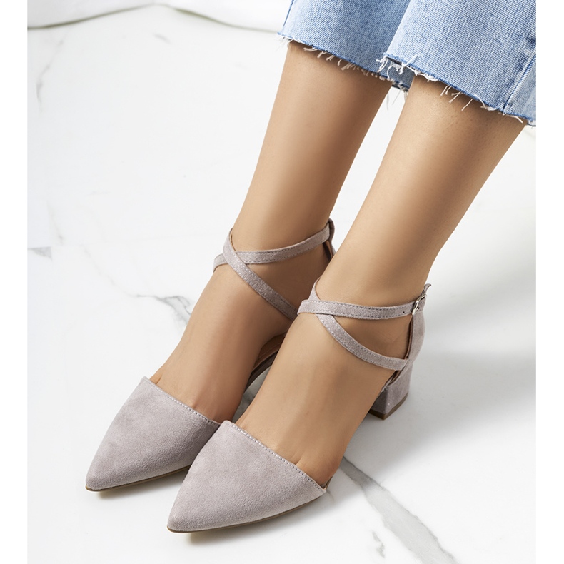 Escarpins gris sur le Hyde post 2