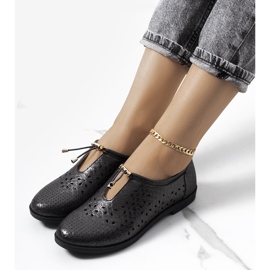Chaussures noires ajourées Holm le noir 1