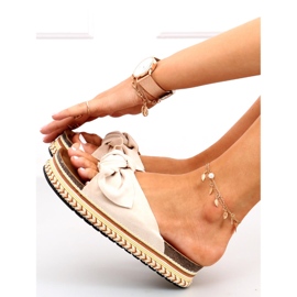 Tongs sur semelle décorée Lane Beige 1 Tongs sur semelle décorée Lane Beige 1