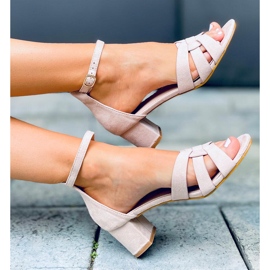 Sandales à talons Avium Beige 2 Sandales à talons Avium Beige 2