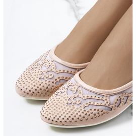 Ballerines beiges à décors Selam ajourés 1