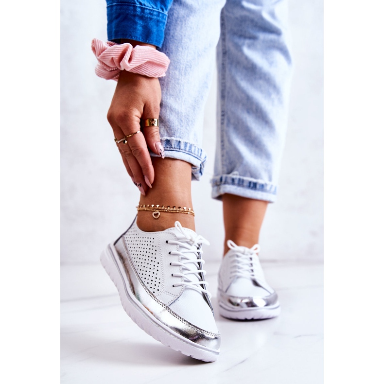 Vinceza Chaussures ajourées pour femmes sur la plate-forme blanc Deloren argent 1