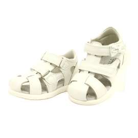 American Club Sandales des filles avec l'Arman Club XD63 / 22 BLAND BLAND blanc 2