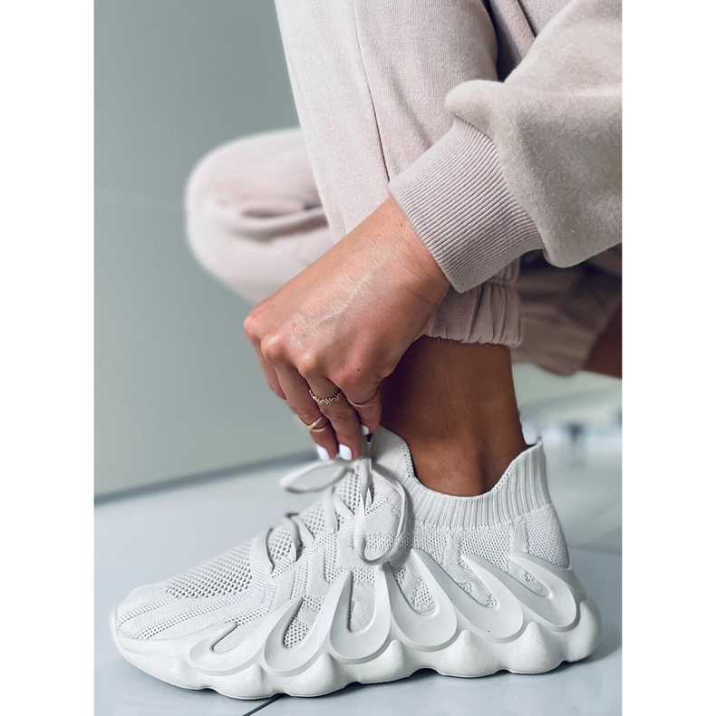 Ineng Chaussures de sport chaussettes beiges 1 Ineng Chaussures de sport chaussettes beiges 1