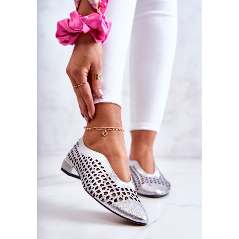 PA2 Élégantes chaussures en cuir ajouré Ismena argent 1